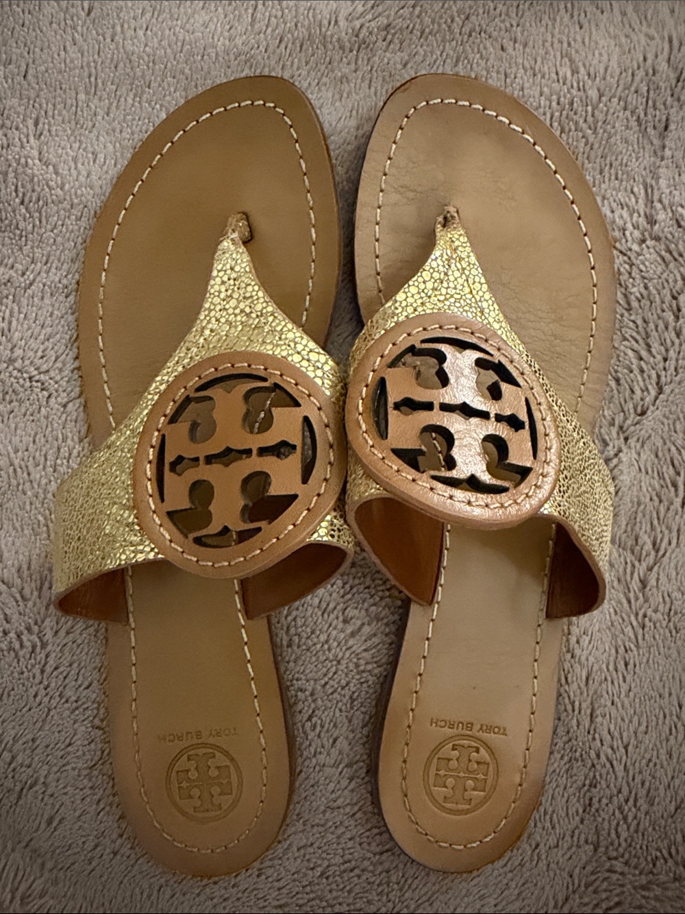Tory Burch Gold Metallic Leather Logo Thong Sandals with Tan Footbed